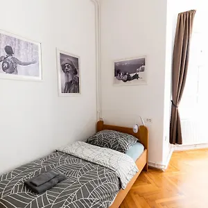 hotellátogatás