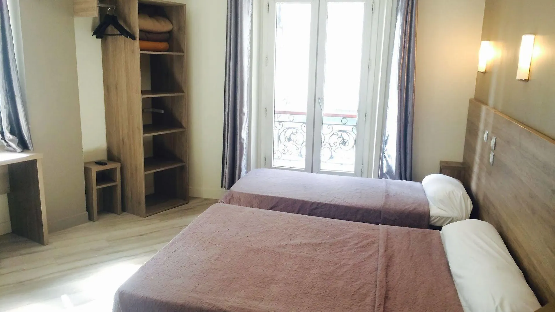 Grand Hotel Magenta Paris France